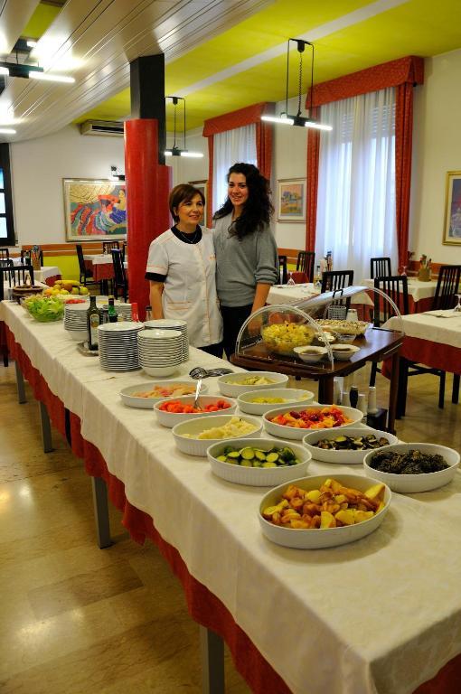 Albergo San Remo Montebelluna Exteriör bild